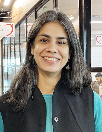 Divya Laroyia